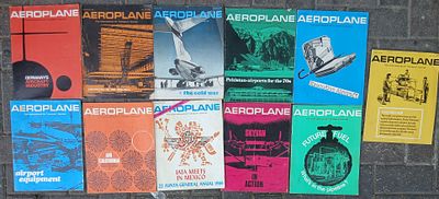 לוט של 11 גליונות עיתוני תעופה שנות ה 60 גליונות אלא מספקים הצצה להיסטוריה של התעופה עם כתבות 