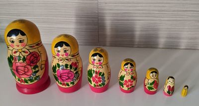 מטריושקה { בבושקה} עץ 7 חלקים