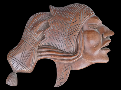 תבליט עץ ישן גלוף יד לתליה מידות 25X38 סמ