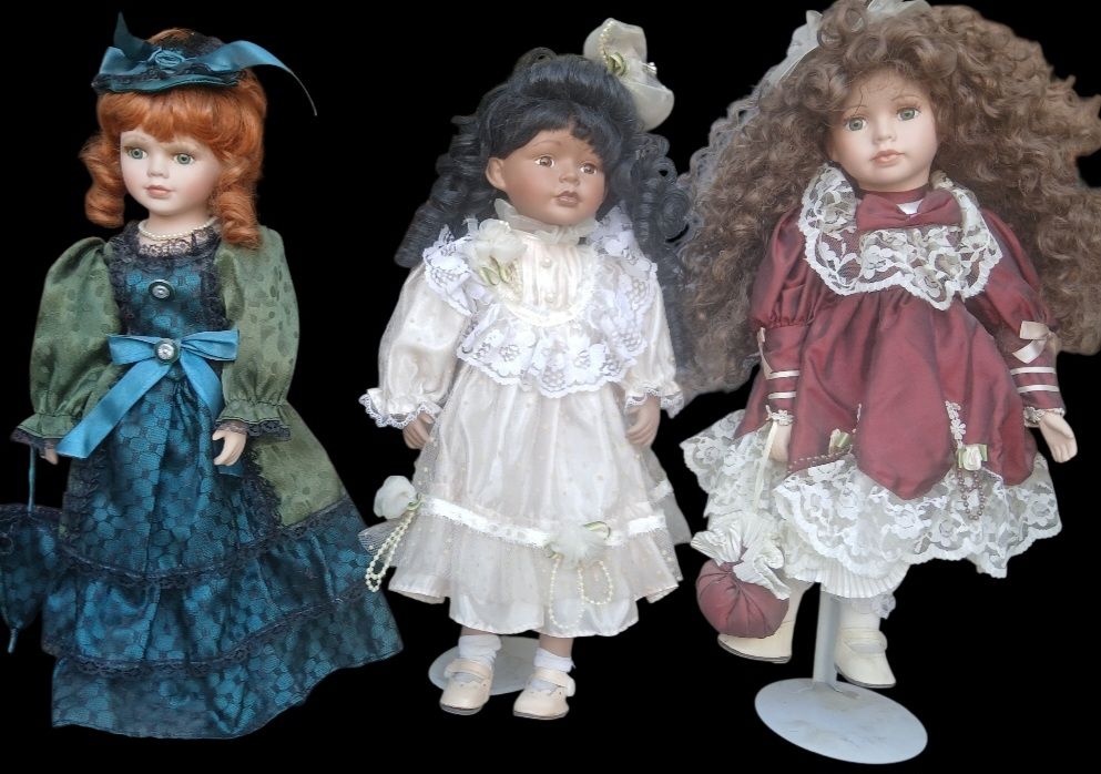 לוט 3 בובות פורצלן גובה 45 סמ