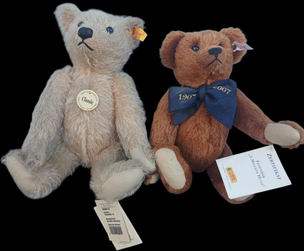 2 דובוני אספנות של המותג הגרמני steiff גובה 23 סמ