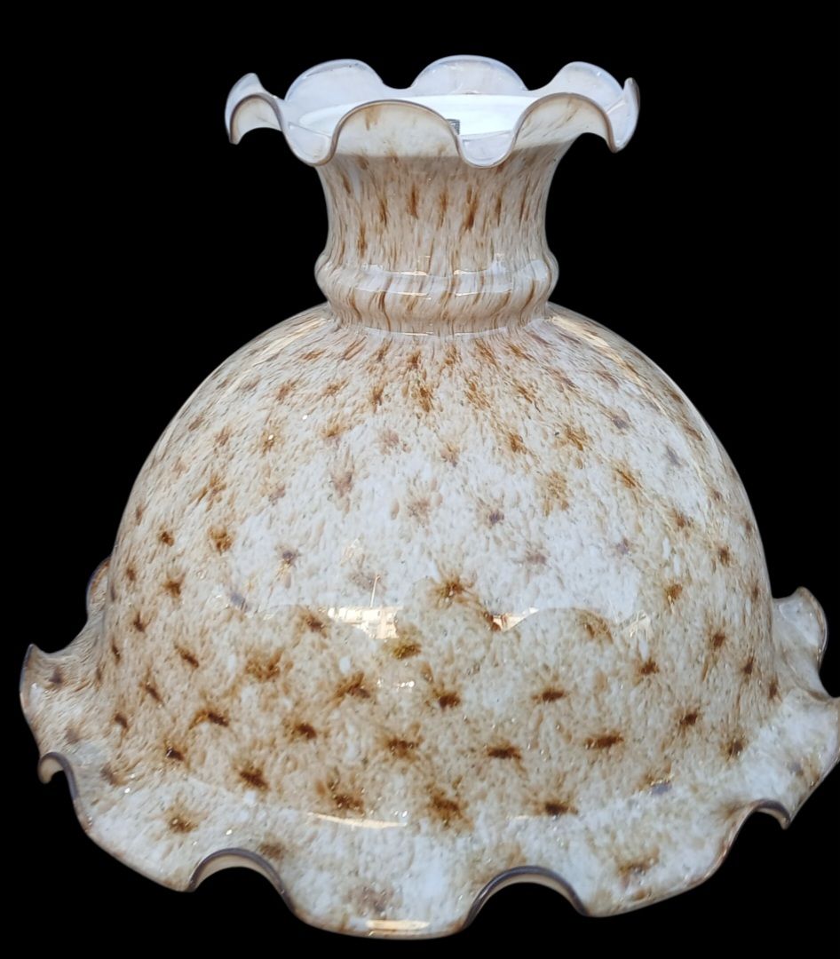 אהיל זכוכית מורנו 
גובה 27 סמ 
קוטר 34 סמ 
תקופה: אמצע המאה ה 20 
מצב מושלם