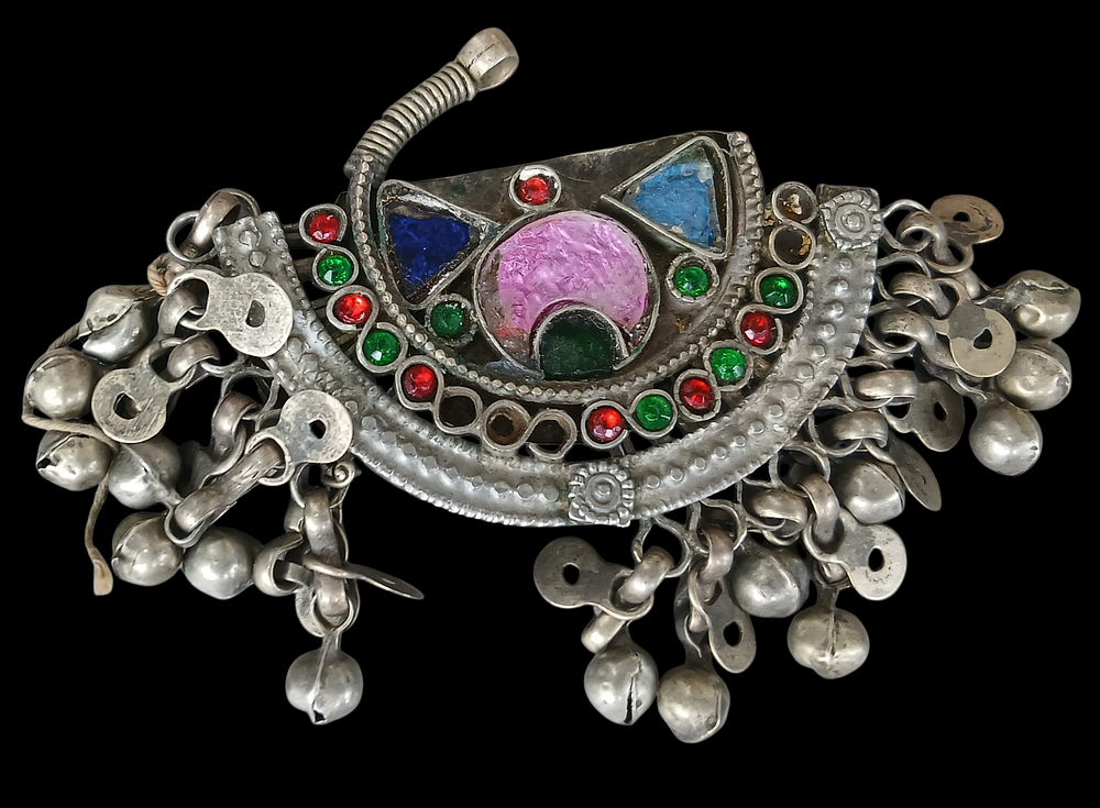 תליון אפגני מסורתי, עתיק כסף נמוך עבודת יד מידות 4X6 סמ