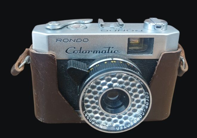 מצלמת וינטג' אנלוגית מסוג Rondo Colormatic (הידועה גם כ-Rondomatic), מצלמת עינית (Viewfinder) 