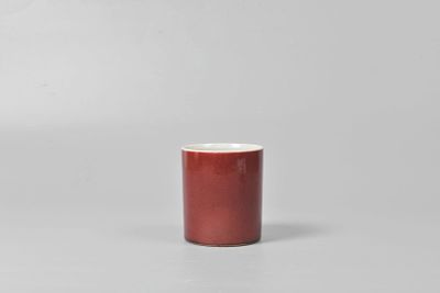 Brush holder in red glaze. 清中, 紅釉筆筒 Dimensions: 11 x 12.5 cm