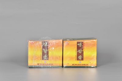 Two boxes of Wei Gan Xiang,2003. 味甘香二盒 2003 二盒 Weight: 750 g