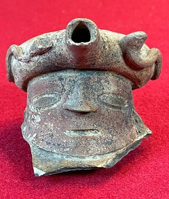 Pre-columbian Terracotta Polychrome Fragment. Pre-columbian Terracotta Polychrome Pottery 