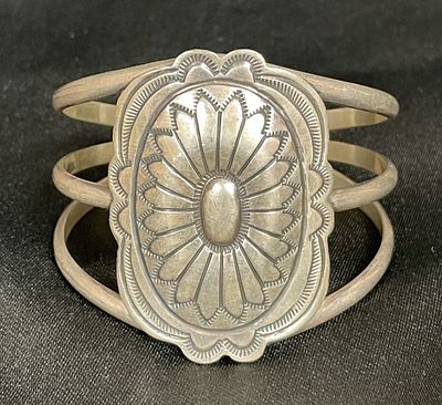 Vintage Heavy Sterling Silver Cuff Bracelet. An original vintage Native American Sterling Silver