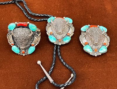 3 Piece Set of Vintage Navajo Sterling Silver Turquoise Jewelry. Very fine 3 Piece Set of