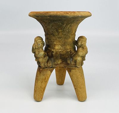Pre-Columbian, Costa Rica, Zoomorphic Tripod Vessel. Pre-Columbian, Costa Rica, Zoomorphic