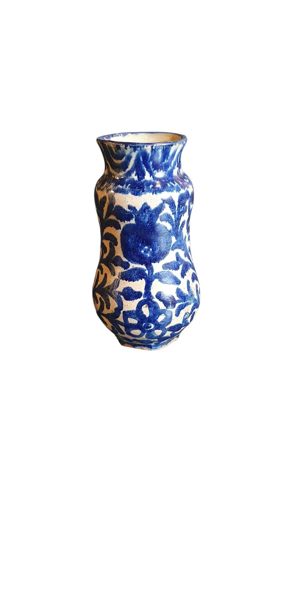 Bote o lapicero, S. XIX - XX. Cerámica de Fajalauza - Granada, vidriado o esmaltado en blanco y azul representando un pájaro, granadas y girasoles. (Pieza de juguete o vitrina.), lote 8