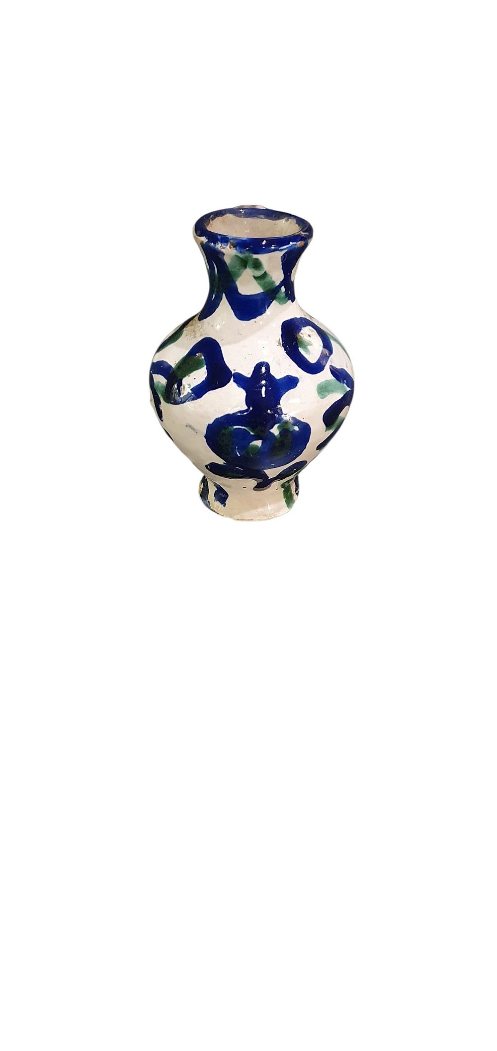 Jarrita, años 50. Cerámica de Fajalauza - Granada, vidriada o esmaltada en blanco, verde y azul con una granada en la parte delantera., lote 131