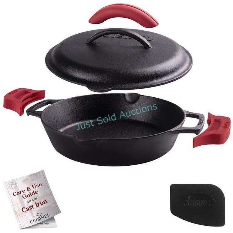 Lot 530: 10in Dual Handle Skillet w/ Cast Iron Lid