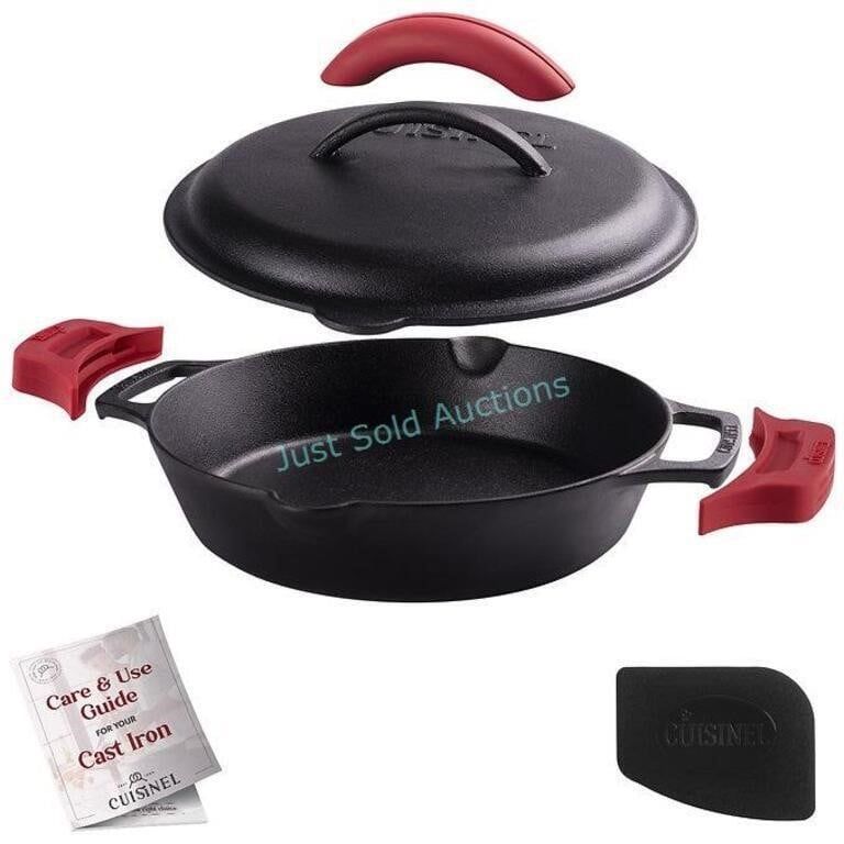 Lot 529: 10in Dual Handle Skillet w/ Cast Iron Lid