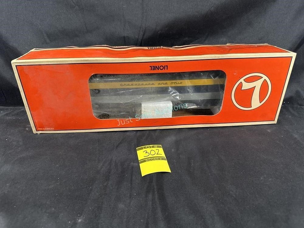 Lot 302: Lionel O Gauge Chesapeake and Ohio 2573