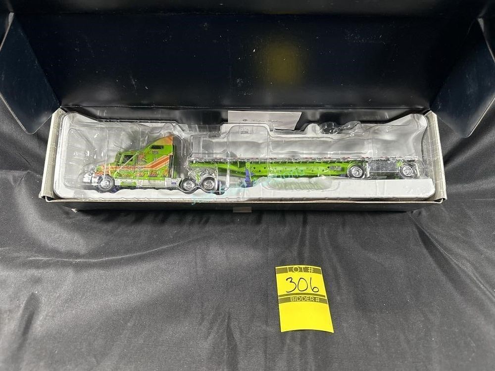 Lot 306: Tonkin Replicas kenworth T600 St Germain