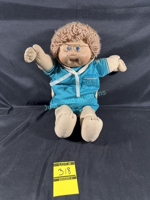 Lot 318: Cabbage Patch Kid w glasses