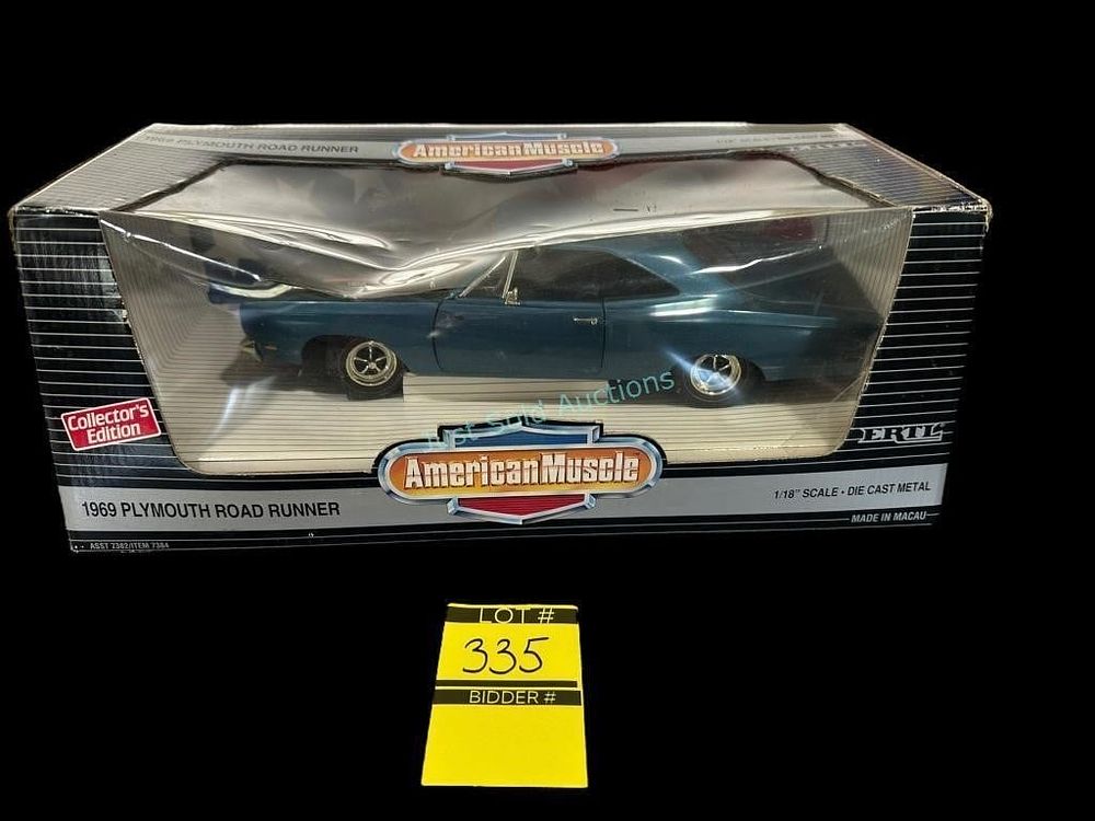 Lot 335: Ertl 1969 Plymouth Road Runner
