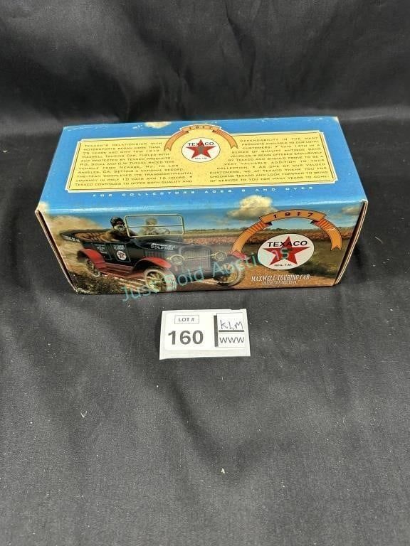 Lot 160: 1917 Maxwell Touring Car NOS
