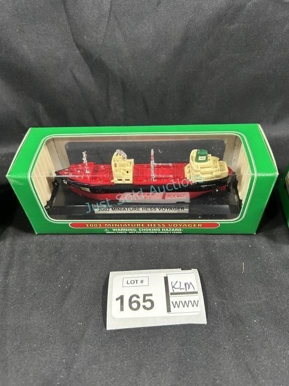 Lot 165: 2002 Hess Miniture NOS