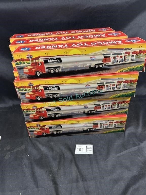 Lot 191: 12 Amoco Toy Tanker