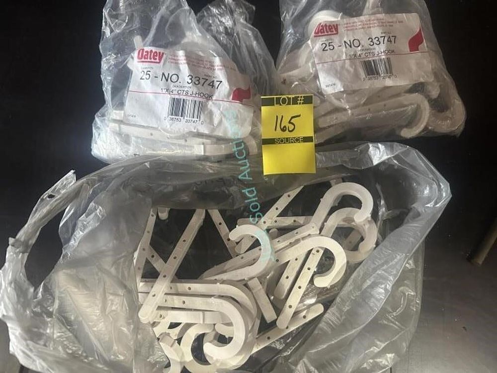 Lot 165: Oatley 60+ J Hook Pipe Hangers