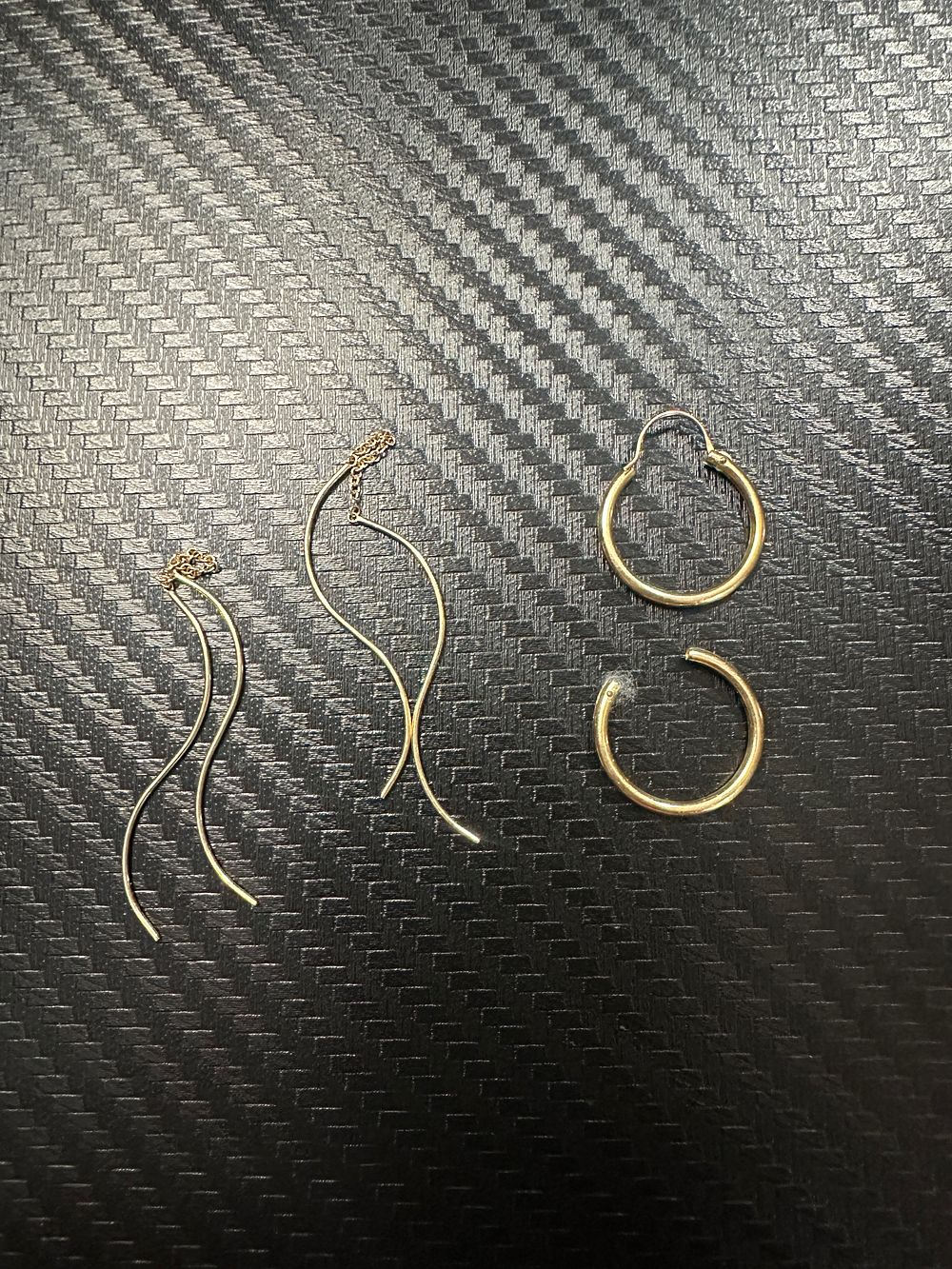 Lot 95b: 14kt Gold Earrings