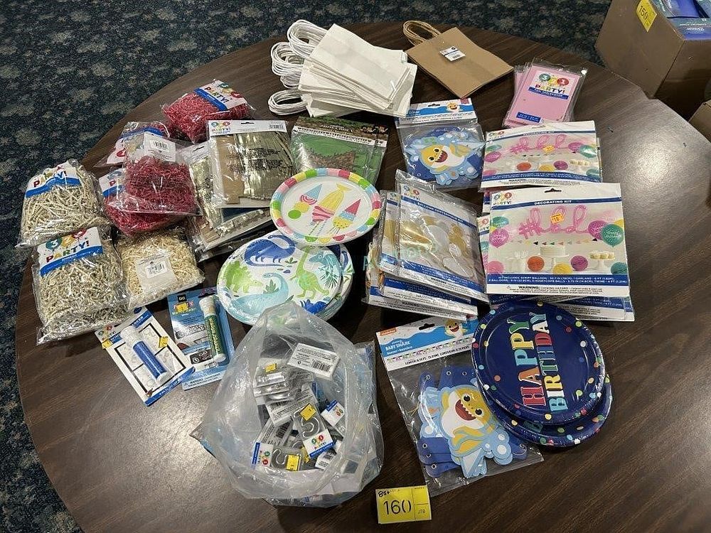 Lot 160: Party Supplies Lot of 85+