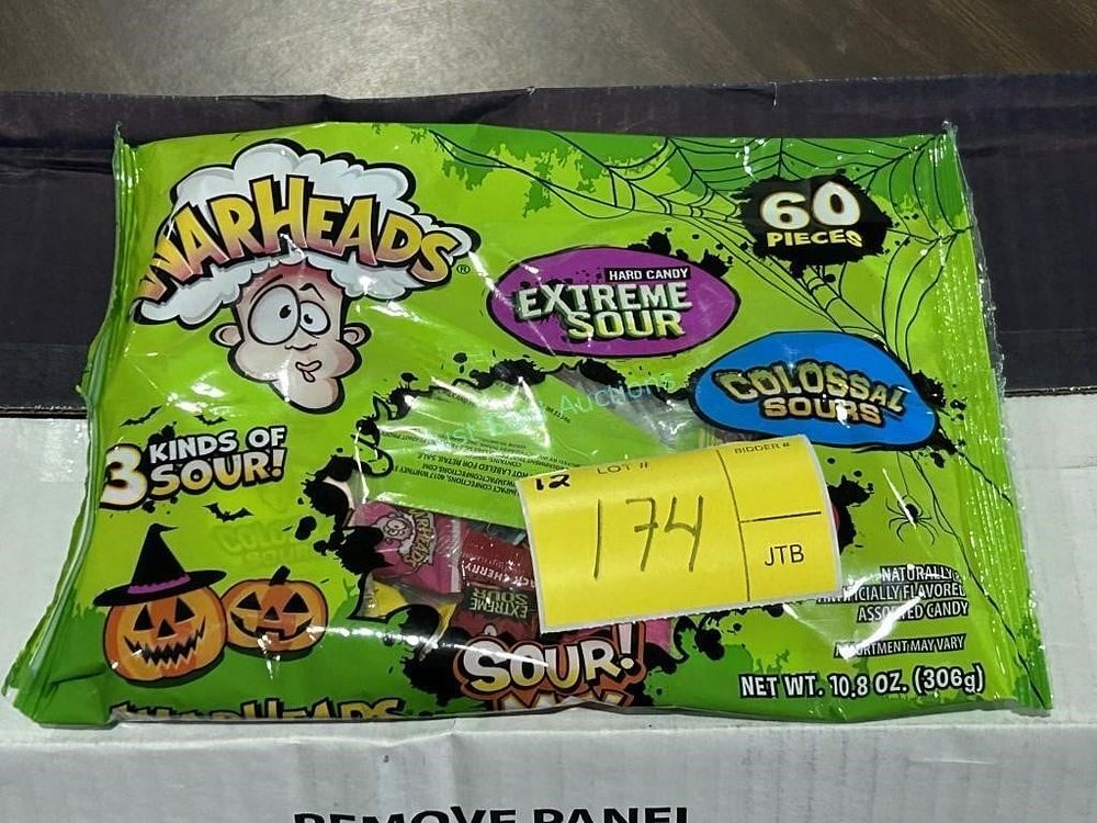 Lot 174: WarHeads Sour Mix 10.8 OZ Bag