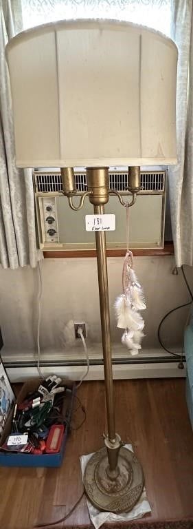 Lot 181: Floor Lamp