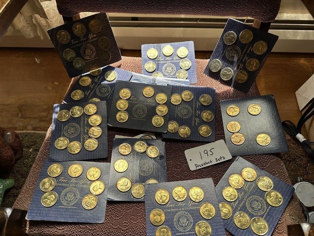 Lot 195: 11 Sets- Coin History of US Presidents