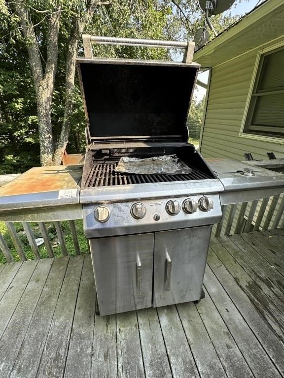 Lot 214: Kenmore SS 4 Burner Grill w Side Burner