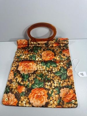 A Lady's Pride Vintage Floral Folding Tote Bag wit. A Lady's Pride vintage folding tote bag 