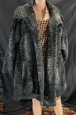 Sajon Ladies Faux Fur Coat