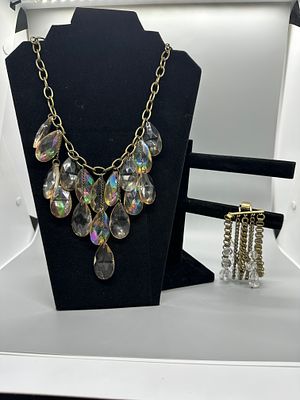 Two Brass Tone Jewelry Pieces with Iridescent and Clear Stones. Two brass-tone jewelry items 