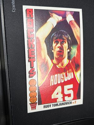 1976-77 Topps Rudy Tomjanovich #66 Basketball Card. Topps basketball card featuring Rudy 