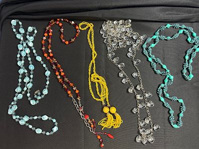 Five Fashion and Beaded Necklaces. An assortment of five contemporary fashion necklaces in 