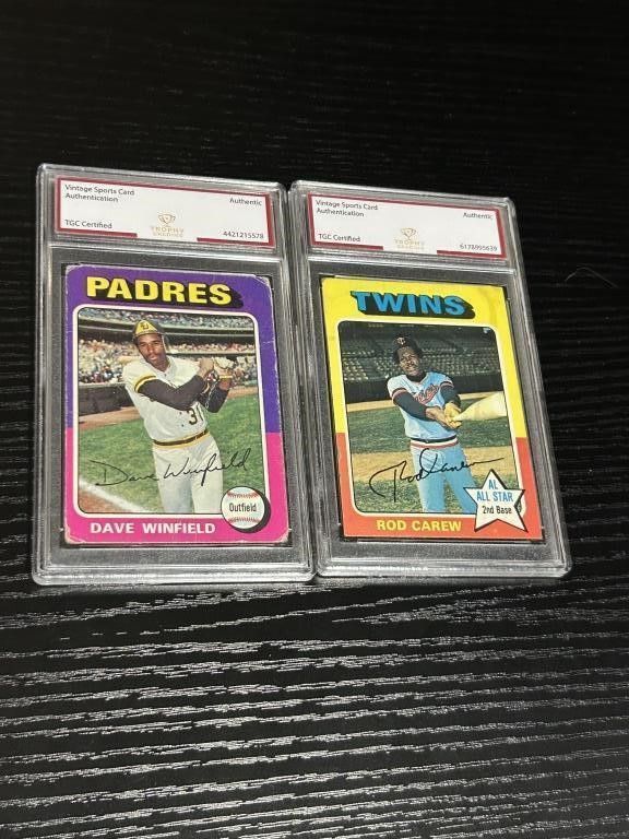 Lot 151: Vintage Topps Card Lot (2 cards)