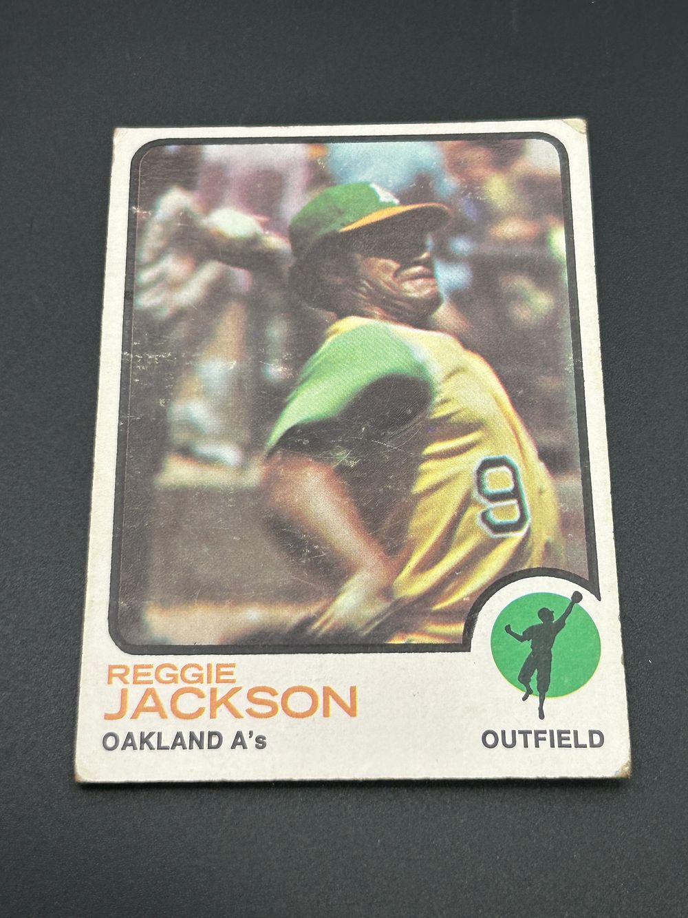 Lot 172: 1973 Topps Reggie Jackson #255 Oakland A's Baseball Card