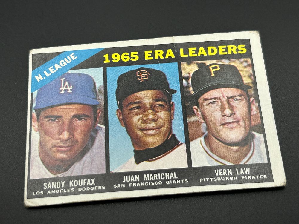 Lot 210: 1966 Topps #221 1965 National League ERA Leaders Sandy Koufax Juan Marichal Vern Law