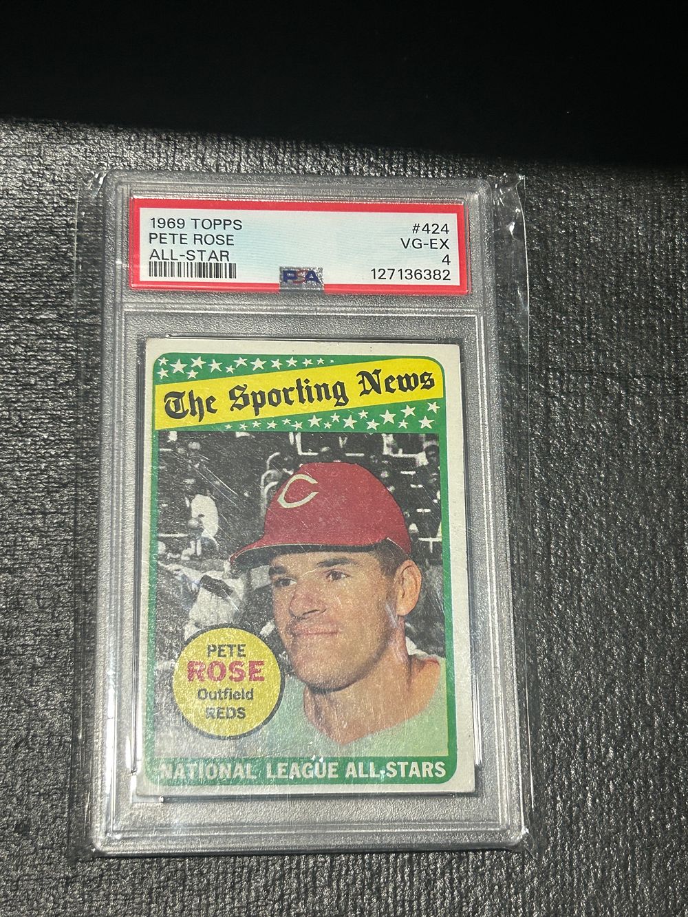 Lot 253: 1969 Topps Pete Rose All-Star #424 PSA VG-EX 4