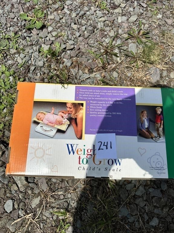 Lot 241: NIB Redmon "Weigh to Grow" Child's Scale