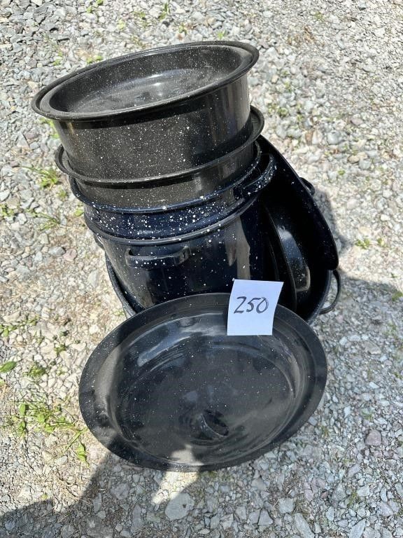 Lot 250: Black and Blue Vintage Speckled Enamelware Stock