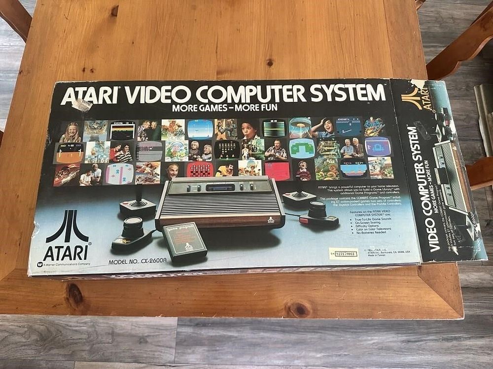 Lot 84b: EMPTY Atari Box Model CX2600A