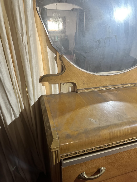 Vintage Waterfall Dresser With Mirror 3-drawer dresser with large round mirror and decorative trim
