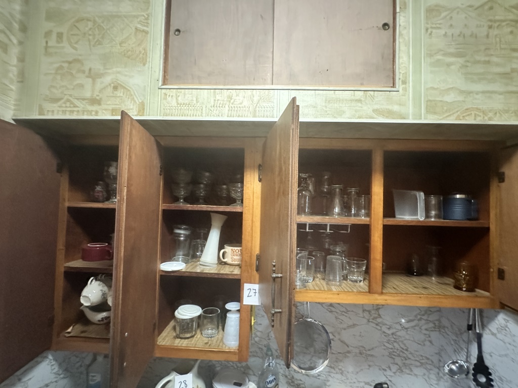 Pickers Rights Upper Cabinets