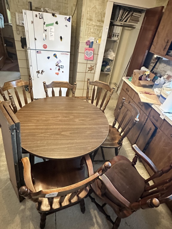 Round Kitchen Table With Chairs round kitchen table with 6 wood chairs, including 2 armchairs and 4 side chairs. 2 Leaves included