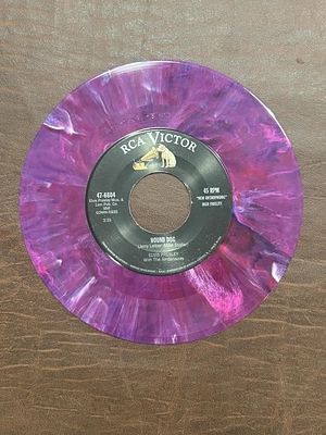 Elvis Presley “Hound Dog” Colored 45 RPM Record. RCA Victor 47-6604 record featuring “Hound Dog” 