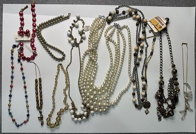 Vintage Multi-Strand Faux Pearl, Molded Acrylic &. Beaded Jewelry Lot