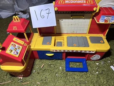 Vintage 2001 McDonald's Electronic Fast Food. Center Playset; no accessories